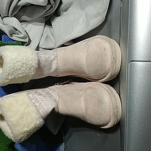 Michael kors winter boots